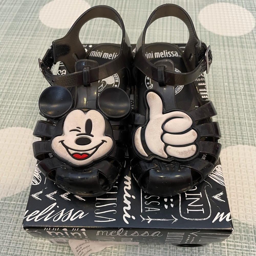 Mini Melissa sandals